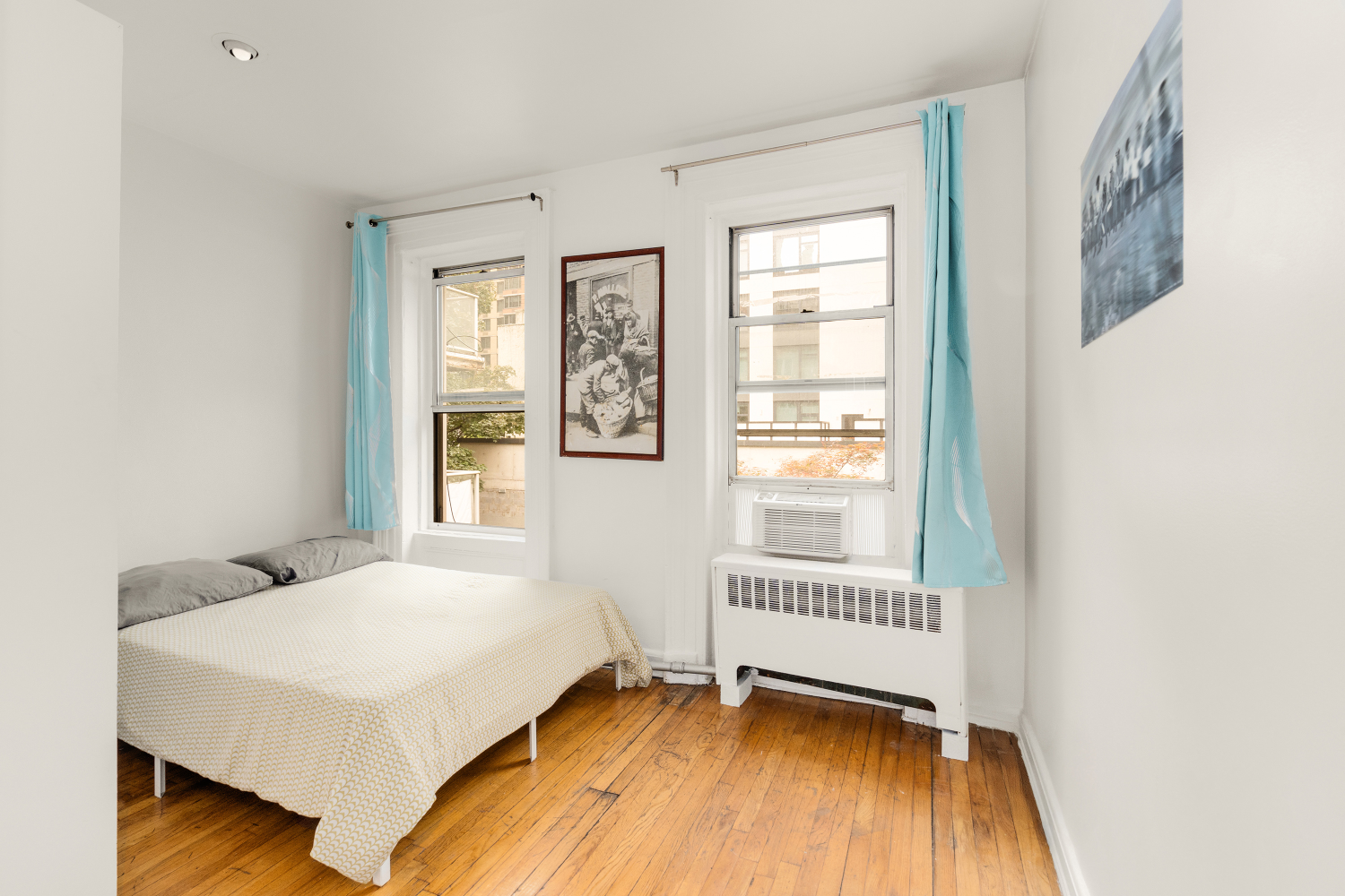 206 E 35TH Street TH