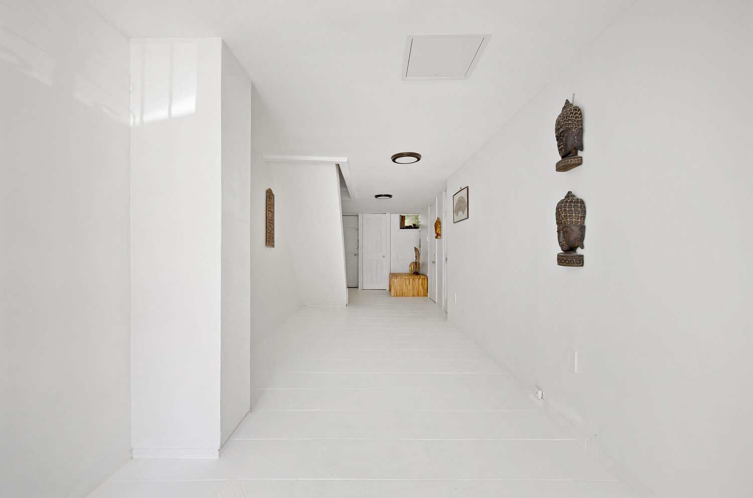 138 WAKEMAN Place
