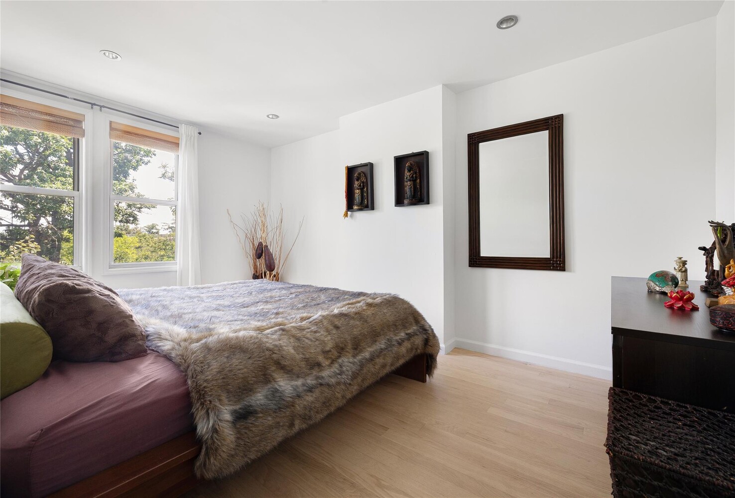 138 WAKEMAN Place