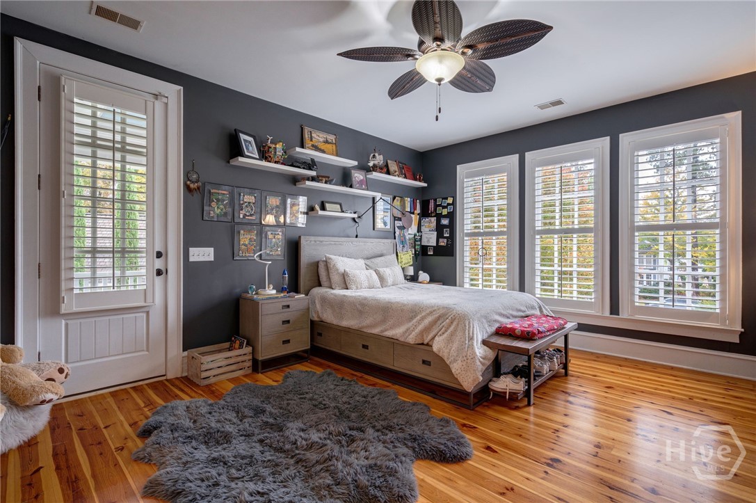 6 Oak Grove Road