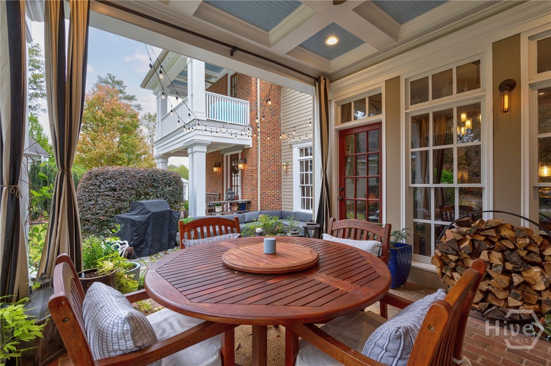 6 Oak Grove Road