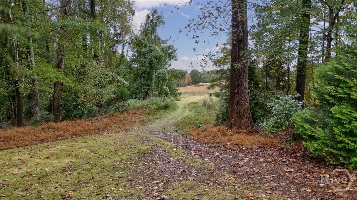 6 Oak Grove Road