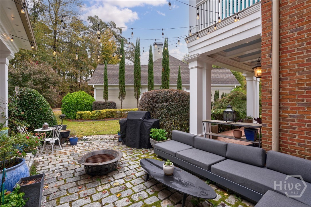 6 Oak Grove Road