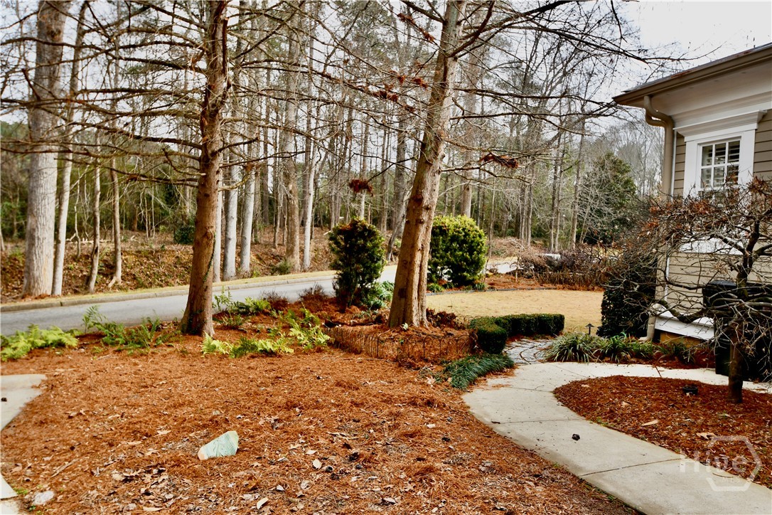 6 Oak Grove Road