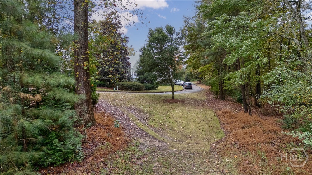 6 Oak Grove Road