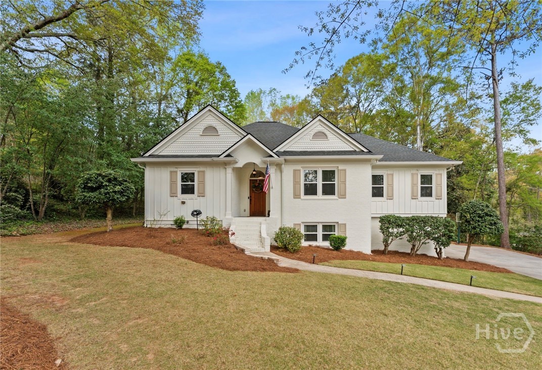 109 St James Drive