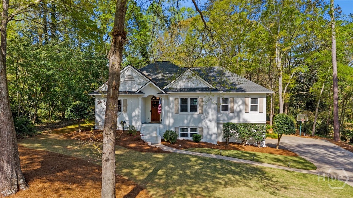 109 St James Drive
