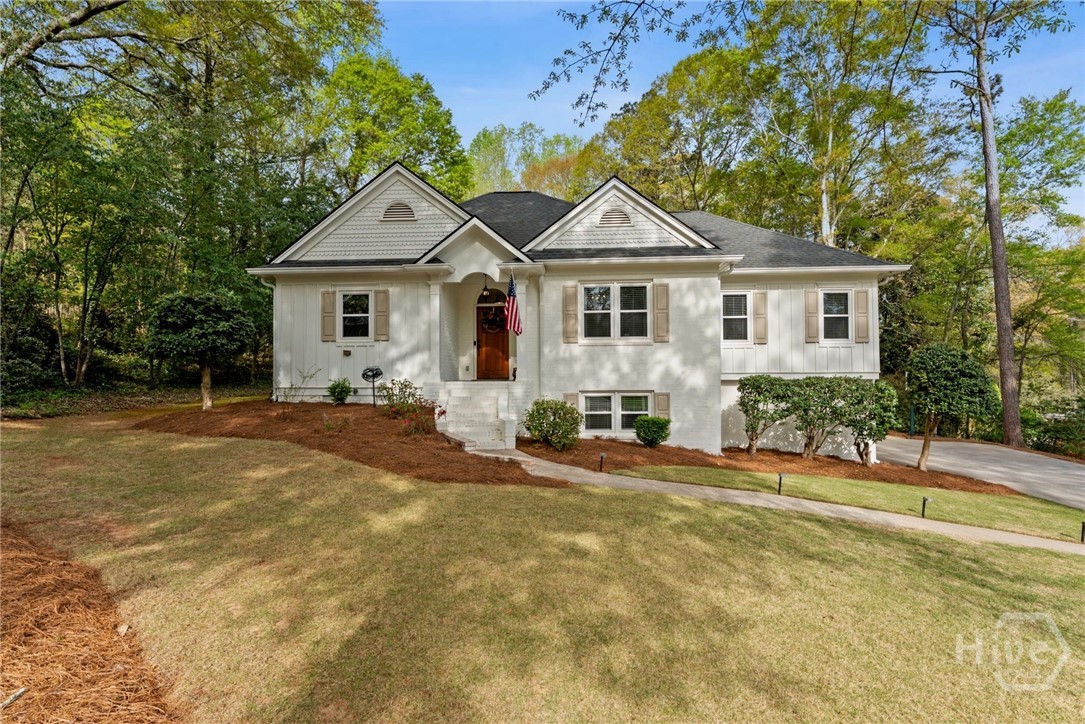 109 St James Drive