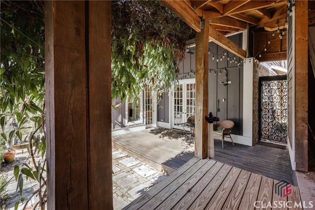 555 Somerset Drive
