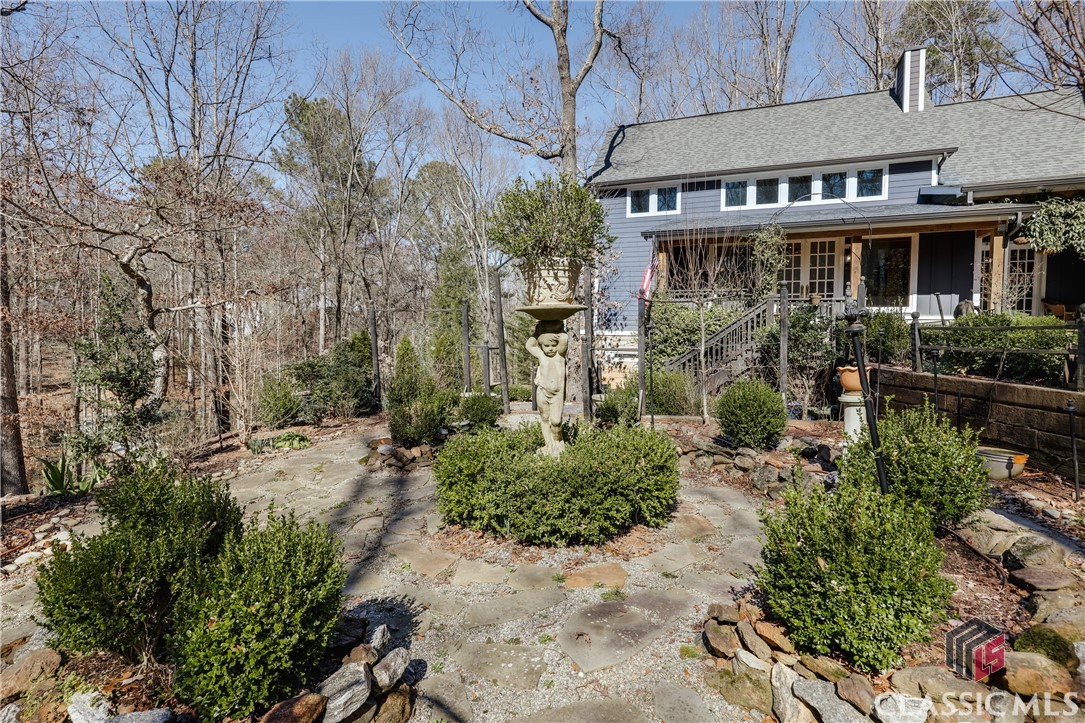 555 Somerset Drive