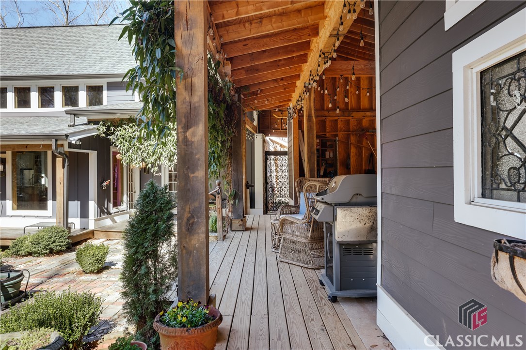 555 Somerset Drive