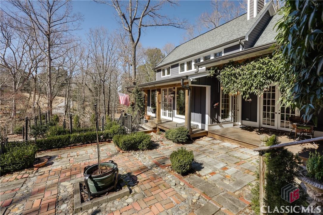 555 Somerset Drive