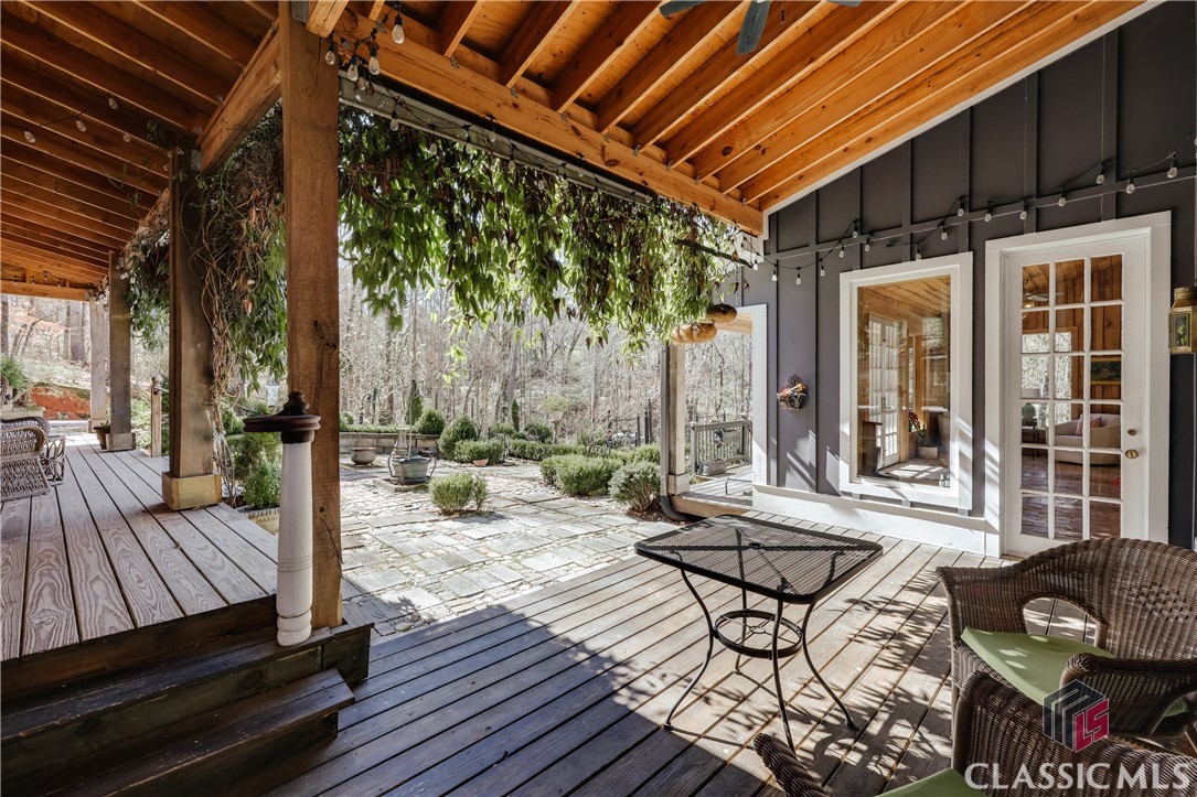 555 Somerset Drive