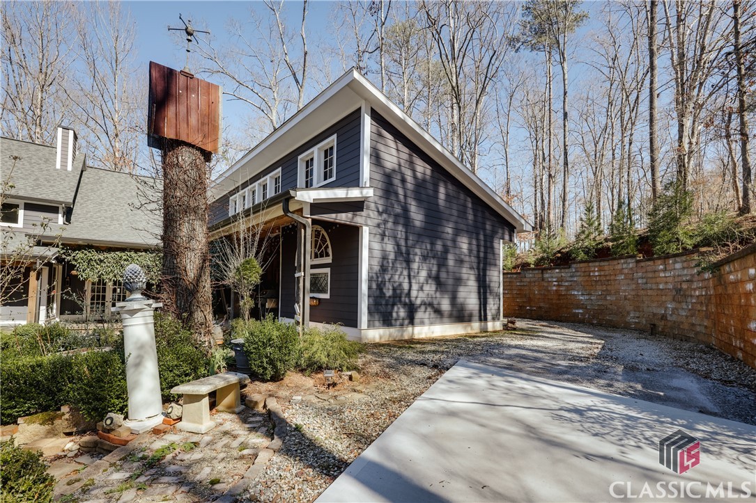555 Somerset Drive