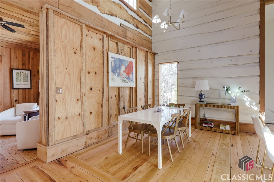 555 Somerset Drive