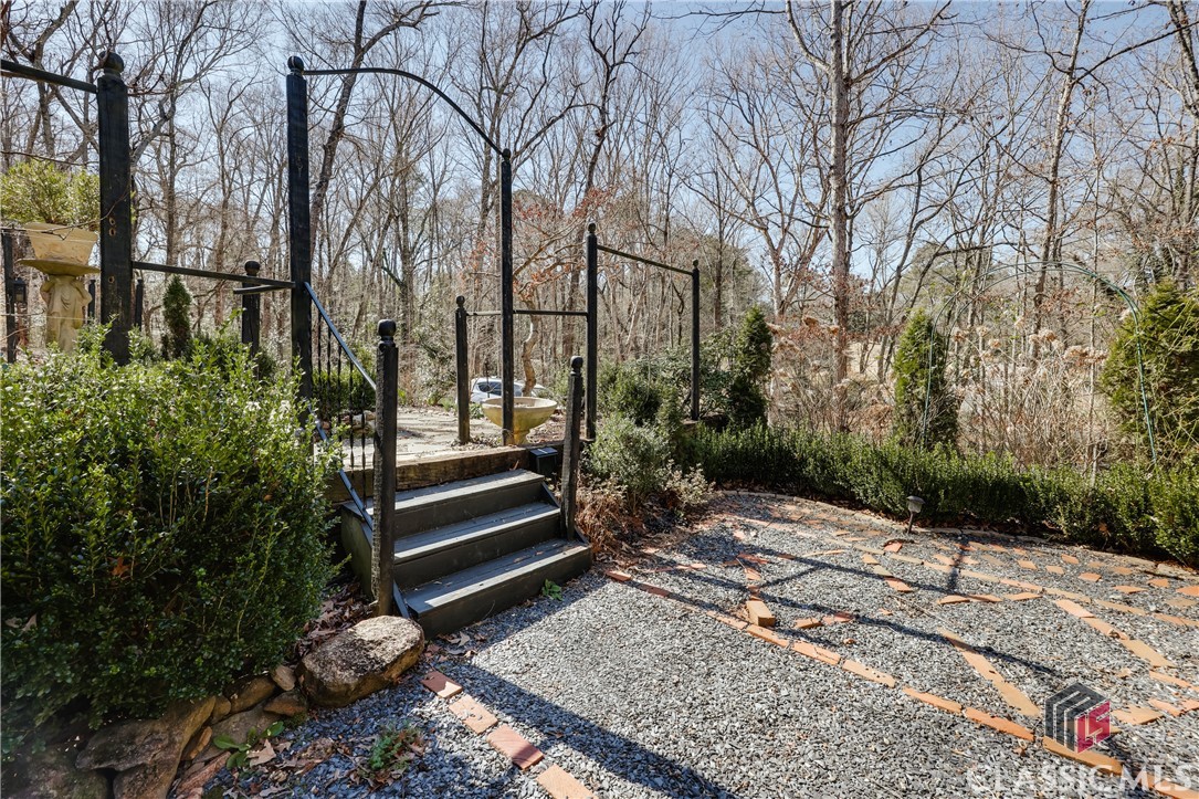 555 Somerset Drive