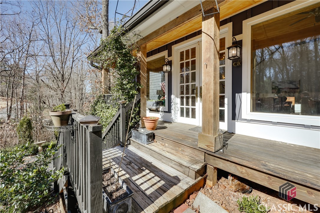 555 Somerset Drive