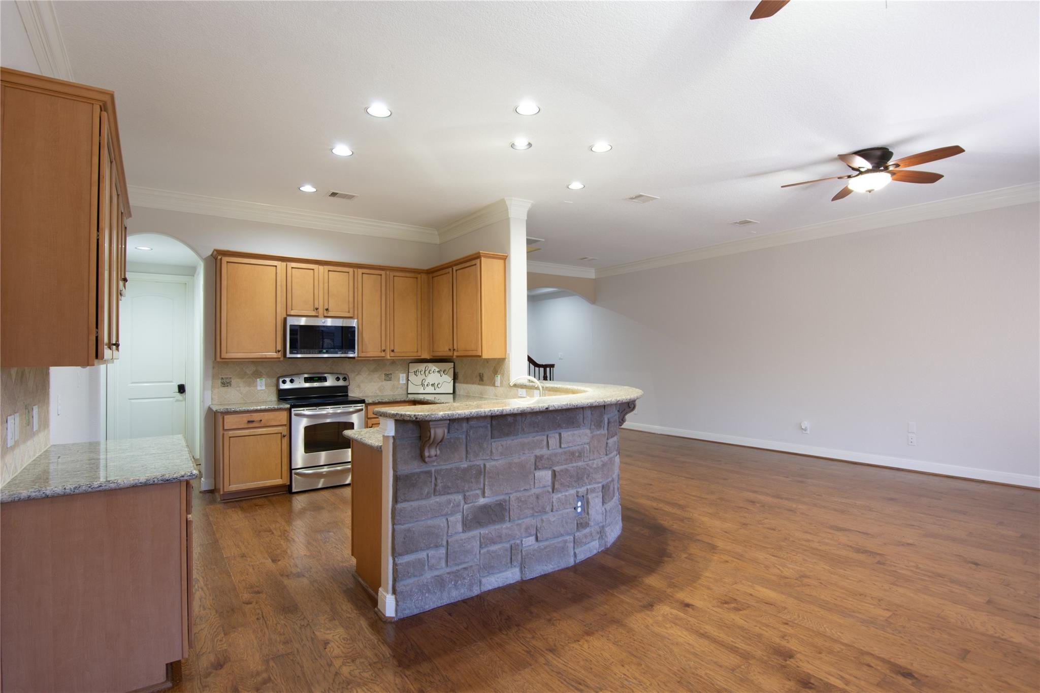 347 Old Aqua Landing E
