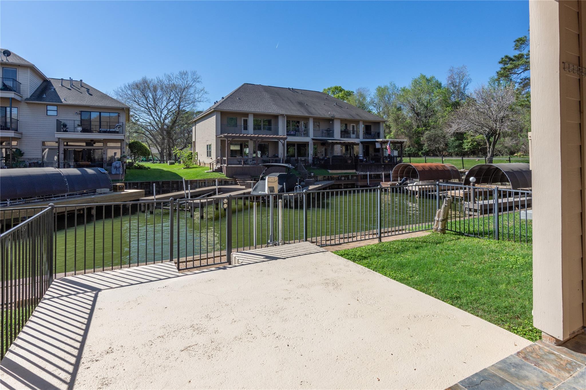 347 Old Aqua Landing E