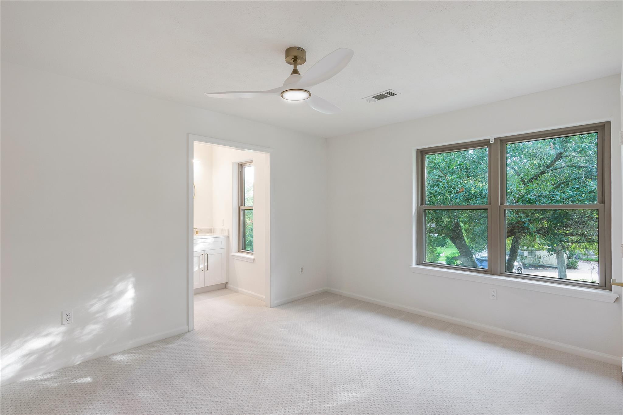 686 Edgewood Drive
