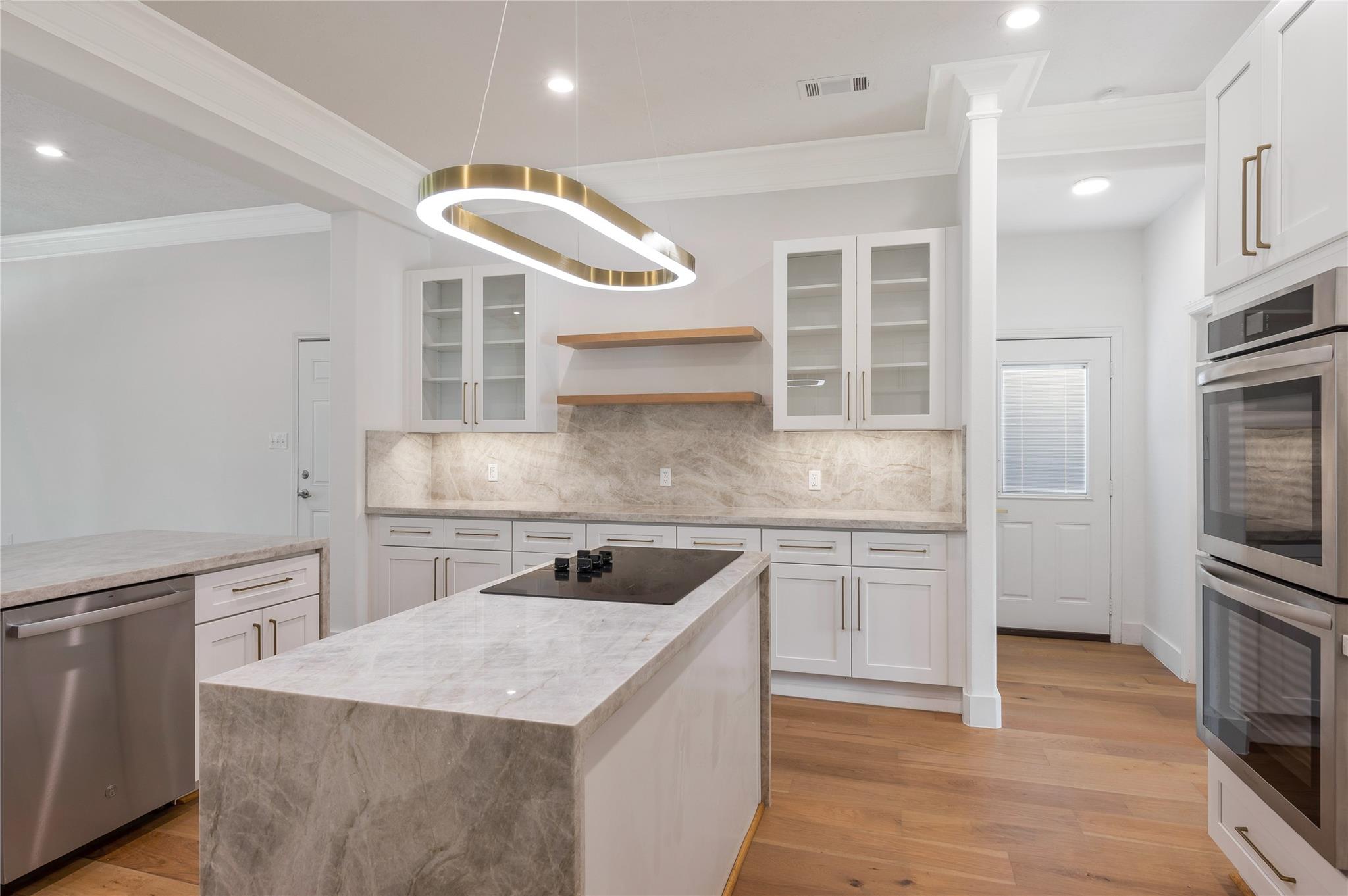 686 Edgewood Drive