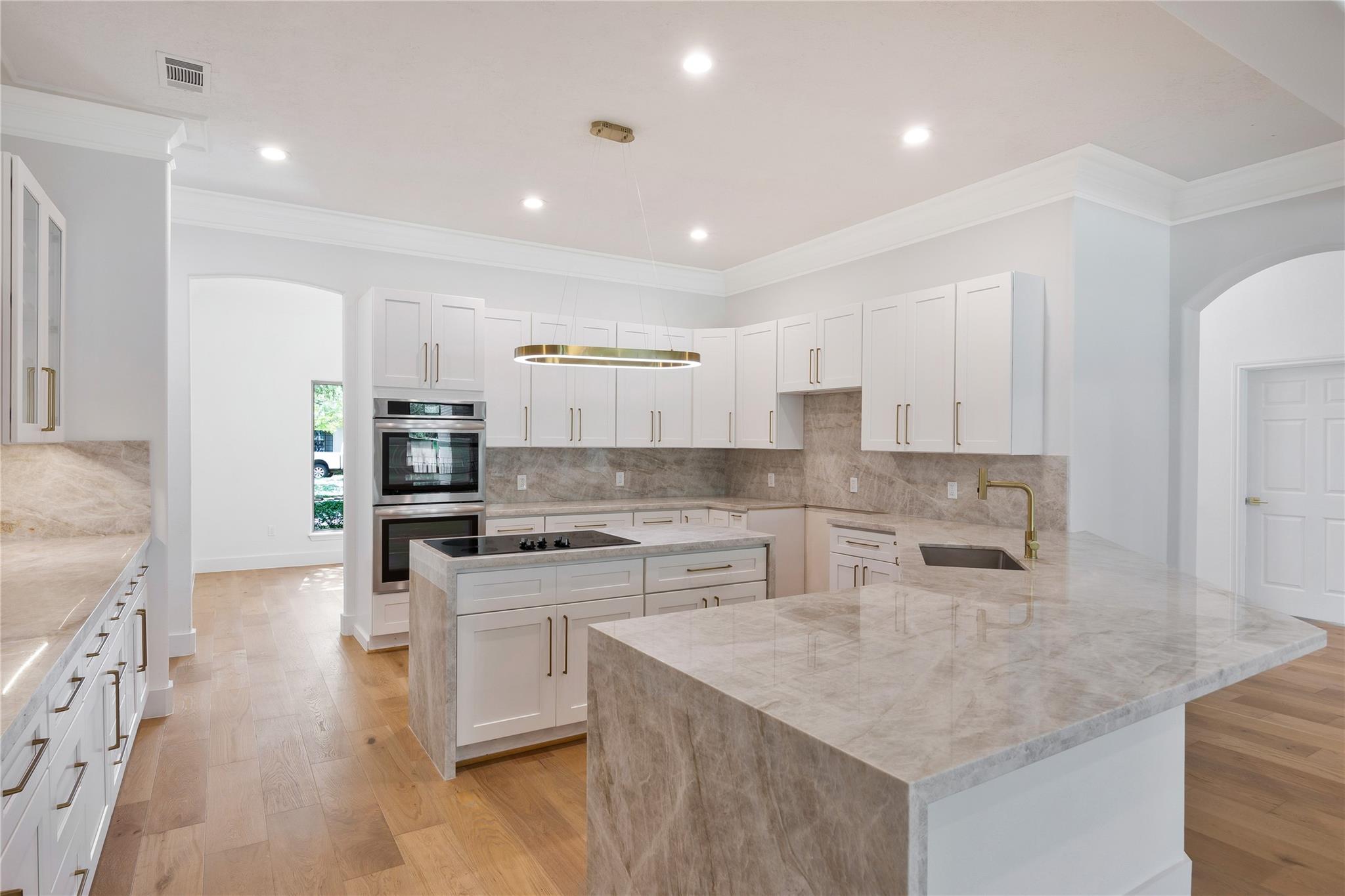 686 Edgewood Drive