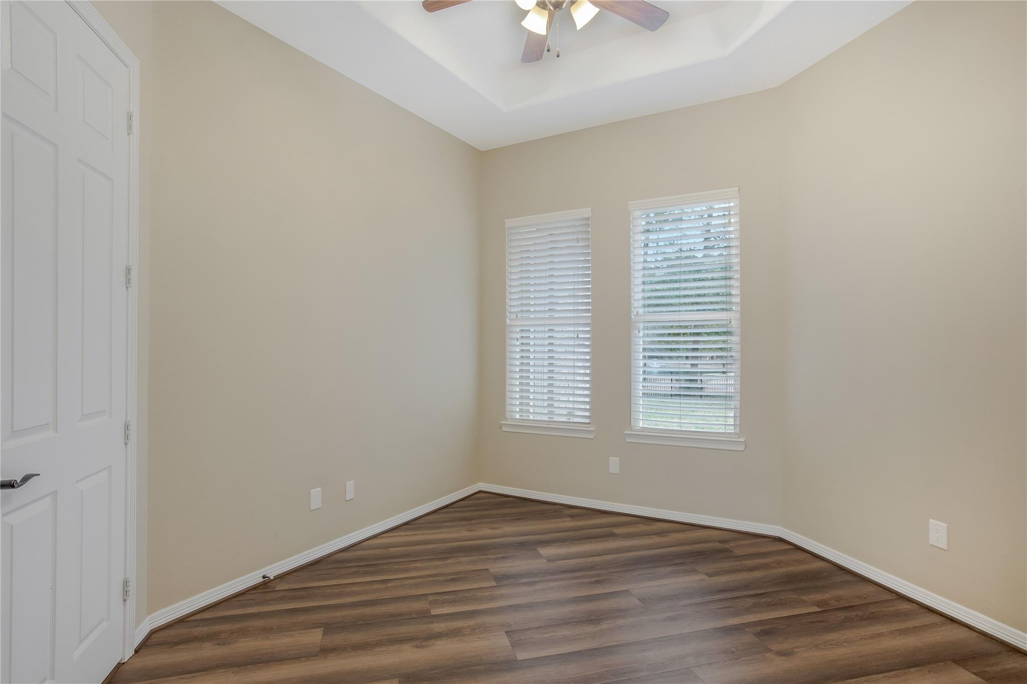 33601 Walnut Grove Drive