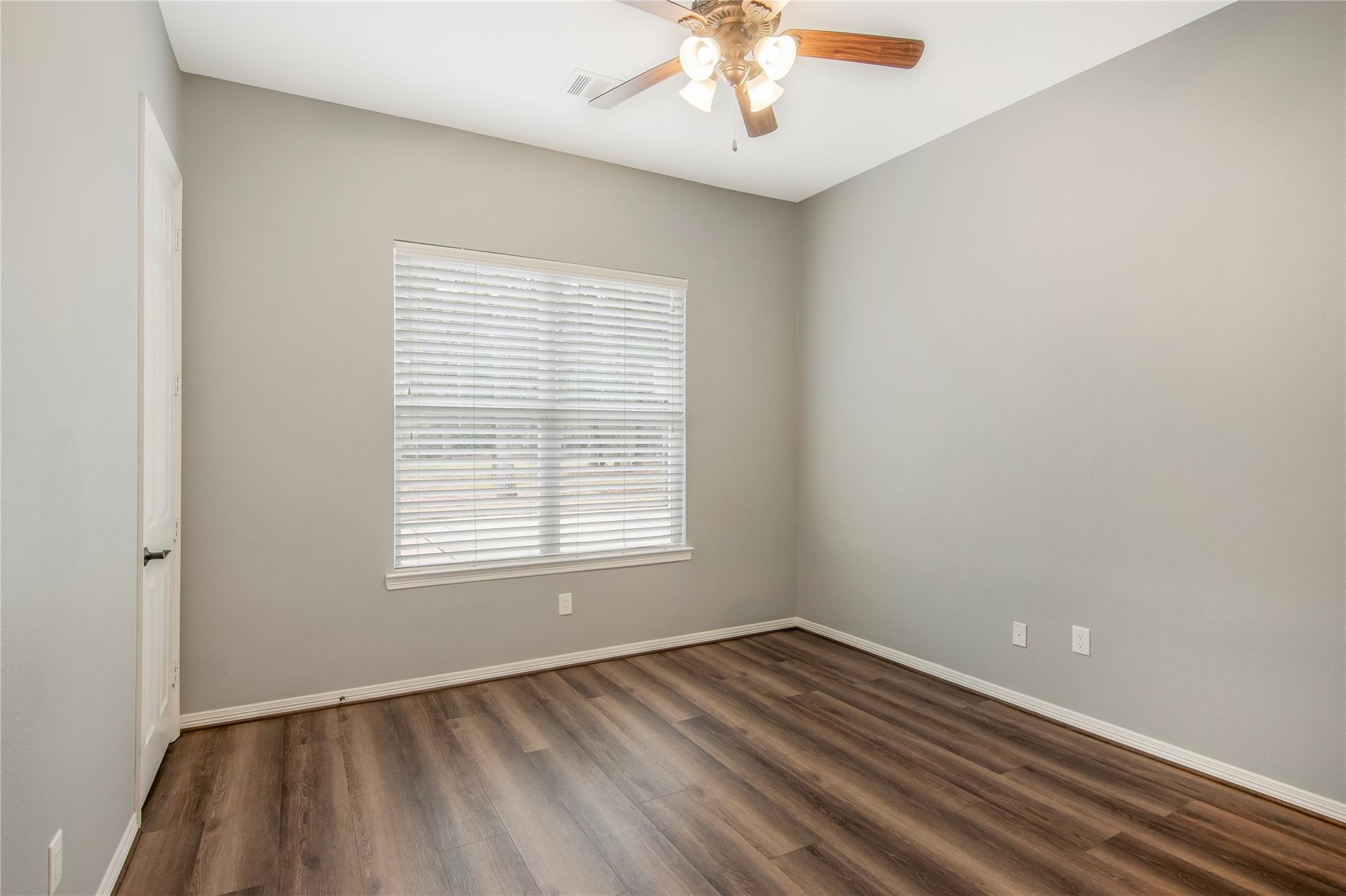 33601 Walnut Grove Drive