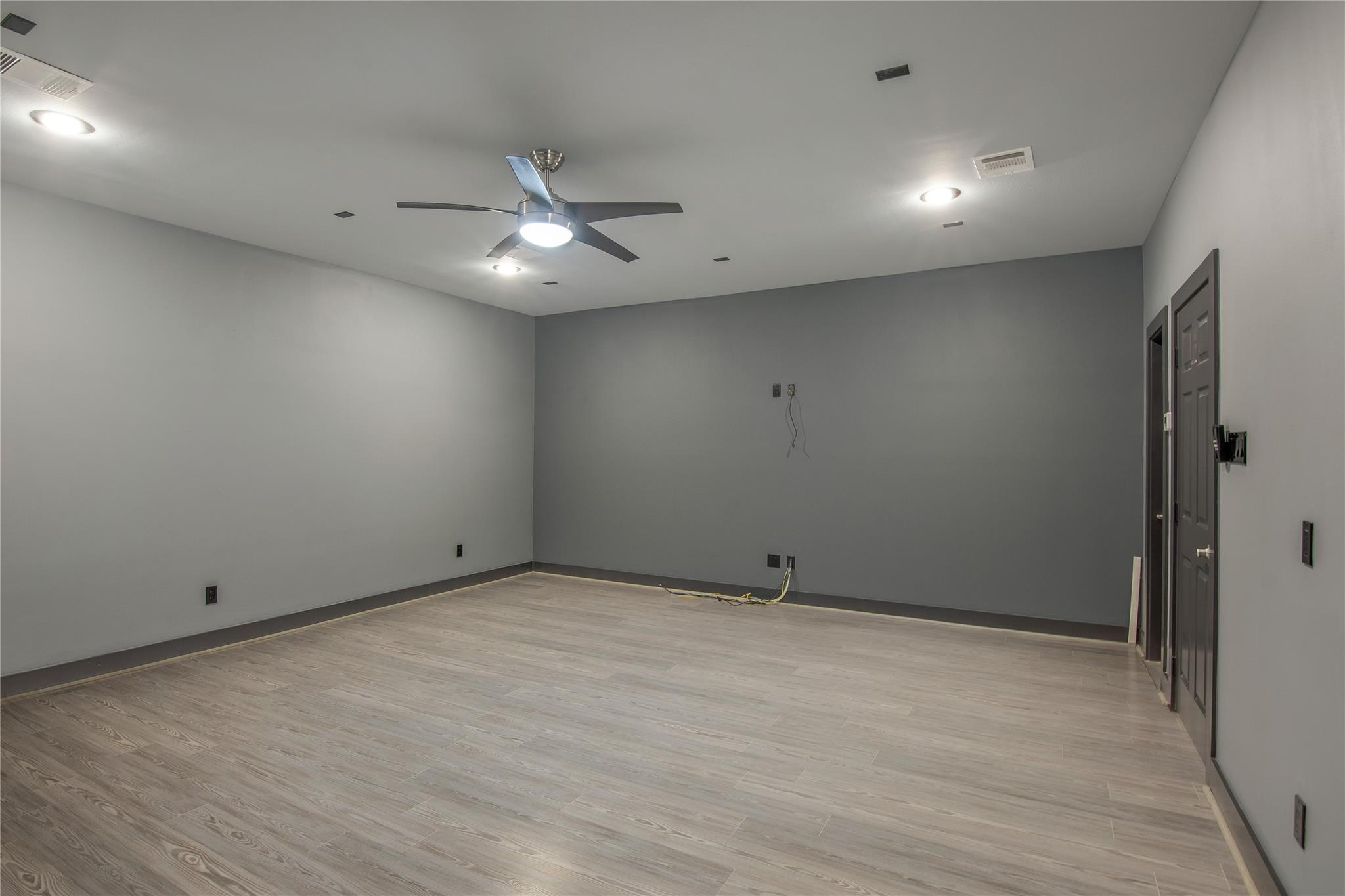 33601 Walnut Grove Drive