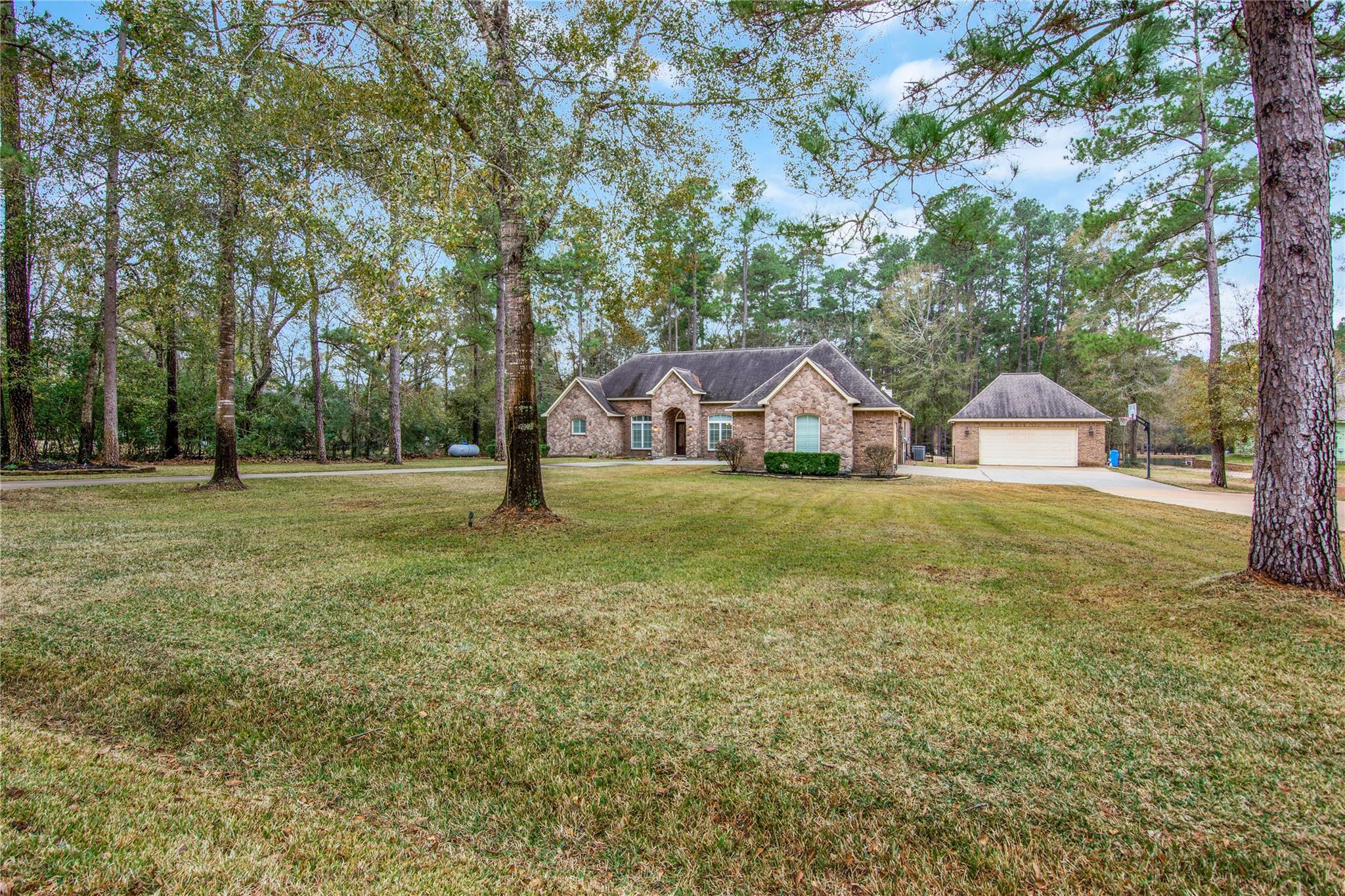 33601 Walnut Grove Drive
