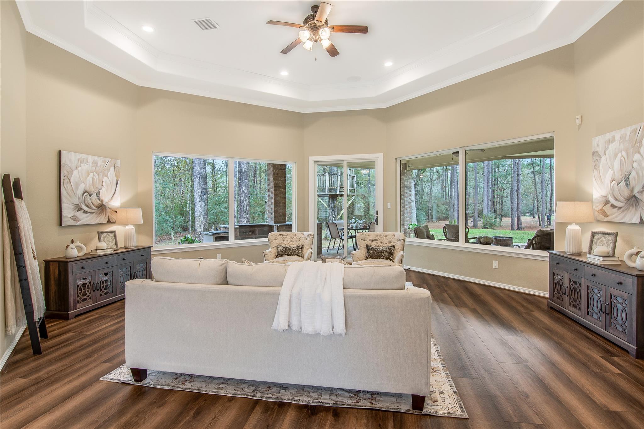 33601 Walnut Grove Drive