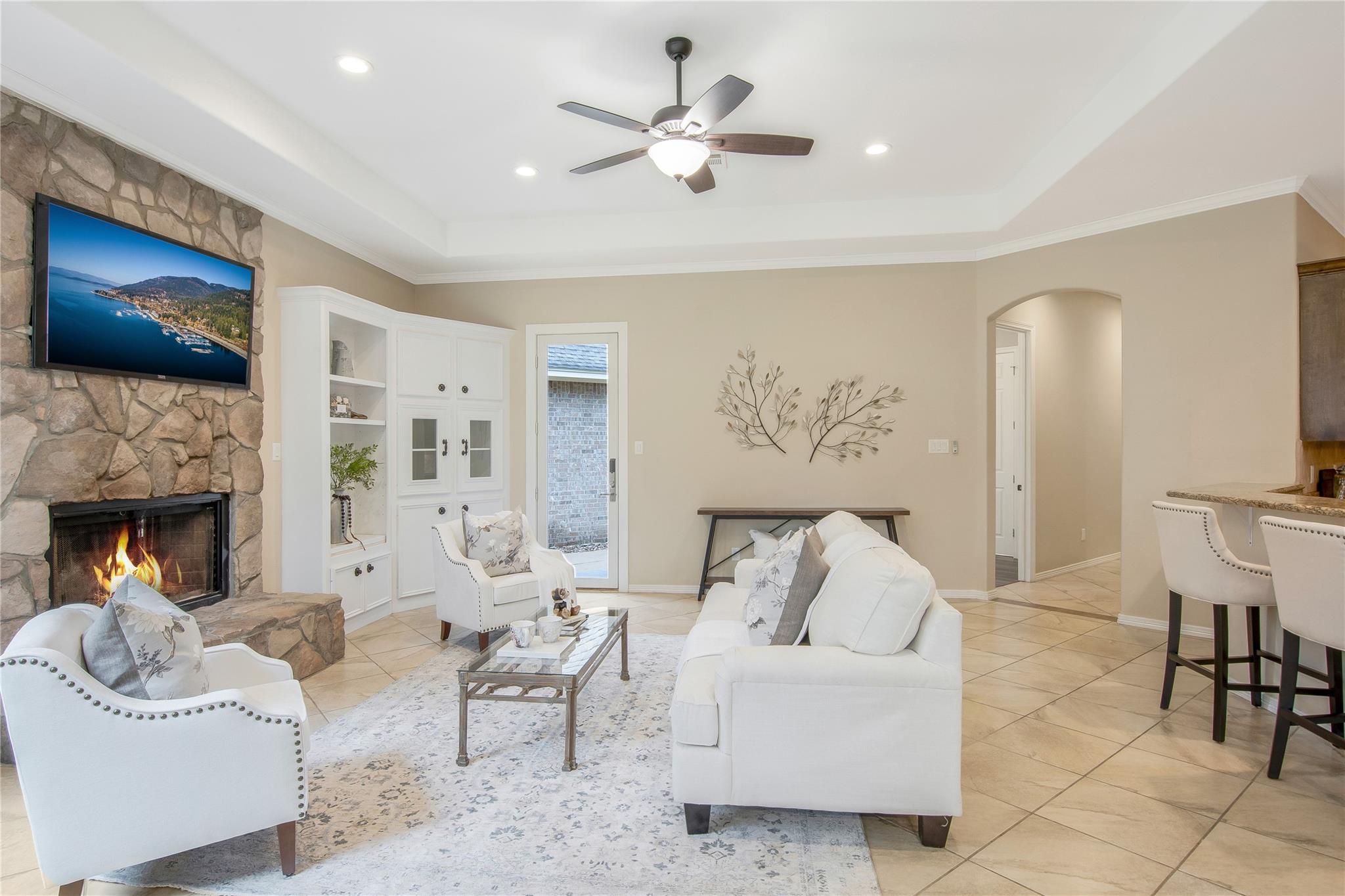 33601 Walnut Grove Drive