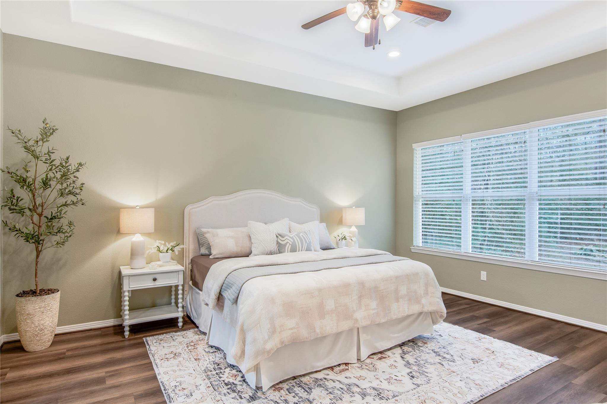 33601 Walnut Grove Drive