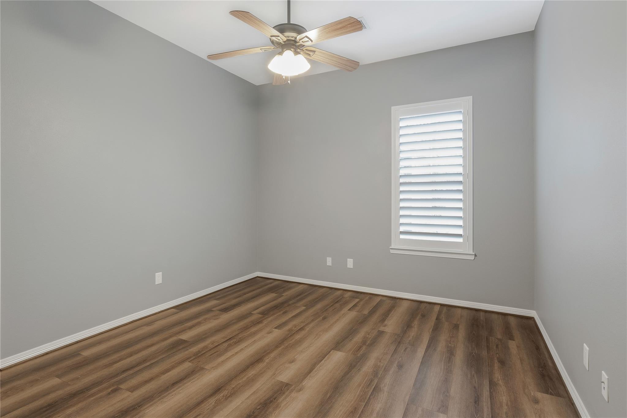 33601 Walnut Grove Drive
