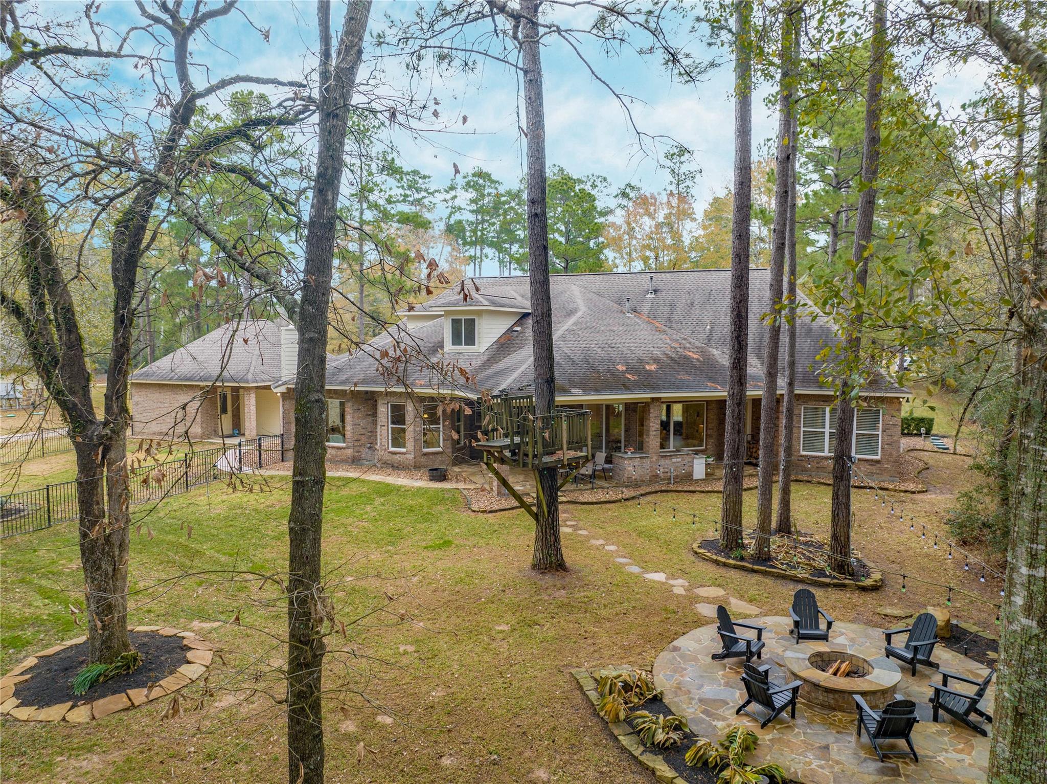 33601 Walnut Grove Drive