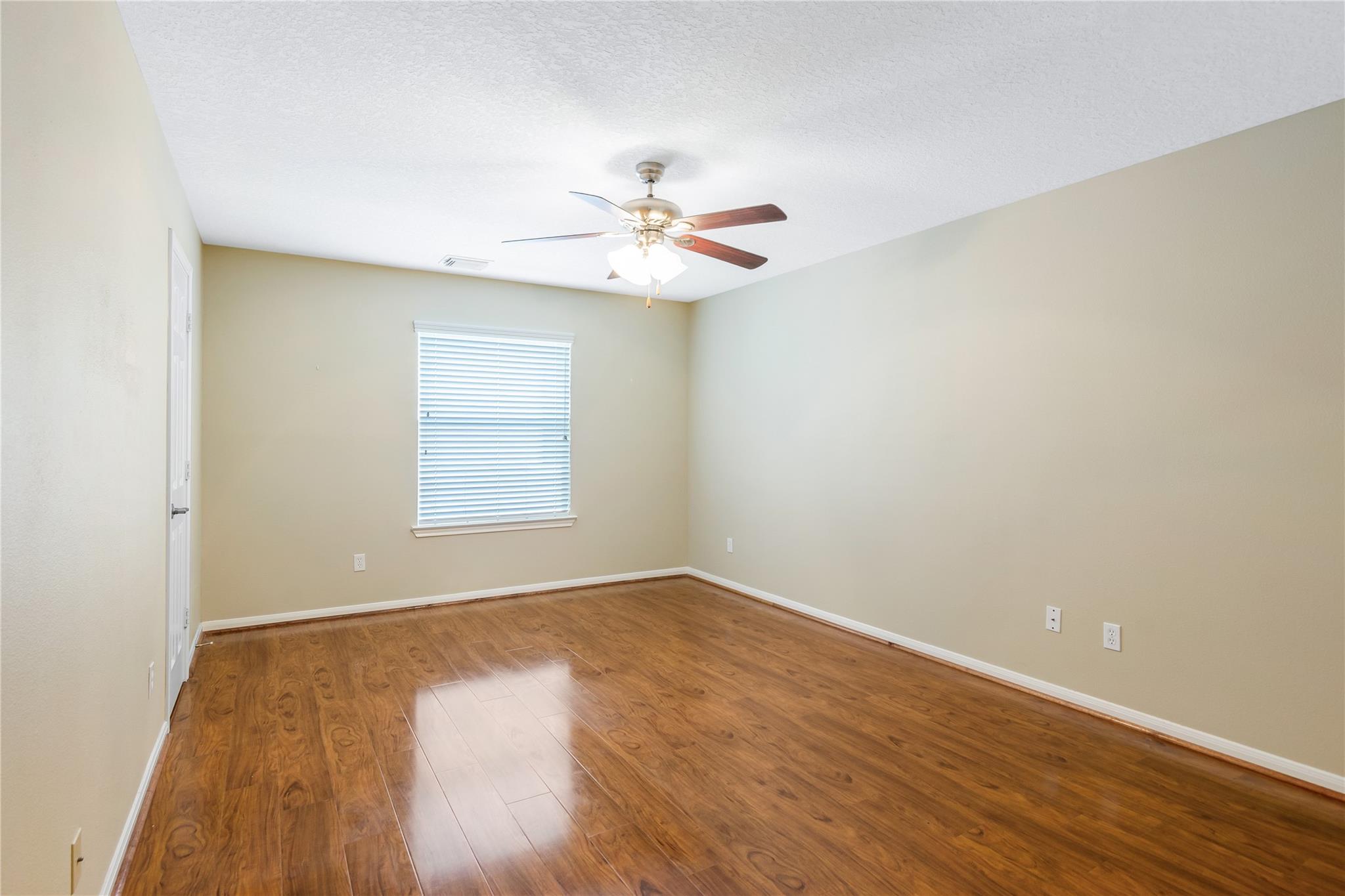 1430 W 24th Street