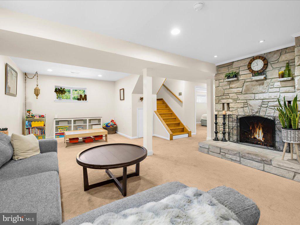 1823 Cedar Dr