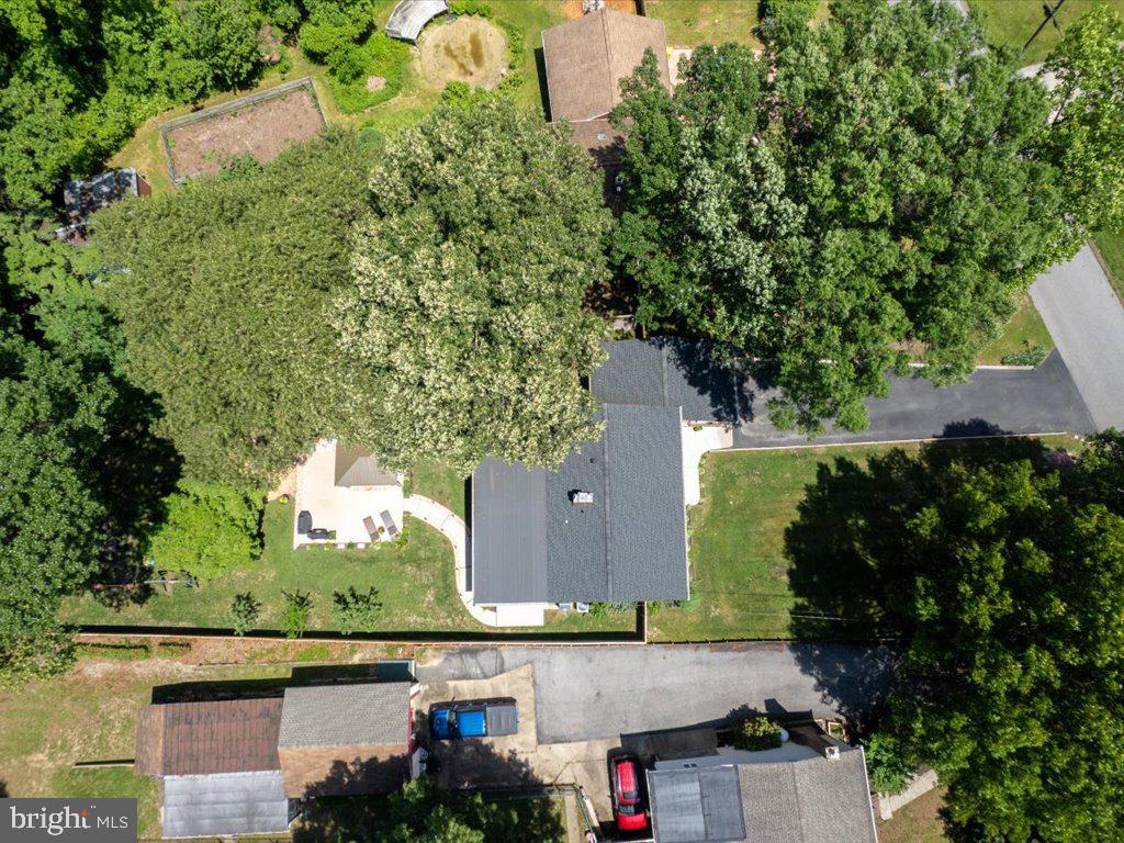 1823 Cedar Dr