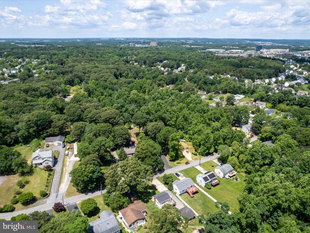 1823 Cedar Dr