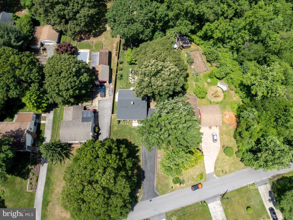 1823 Cedar Dr