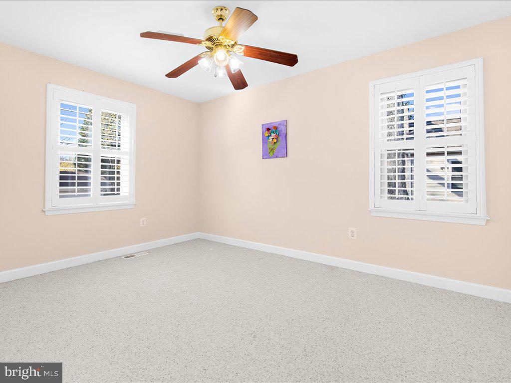 1733 Friar Ct