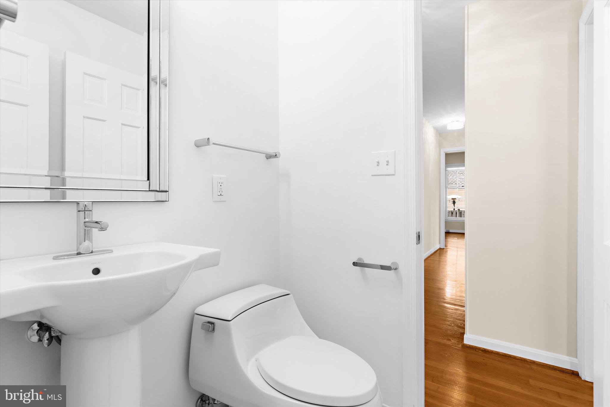 1545 CROFTON PARKWAY