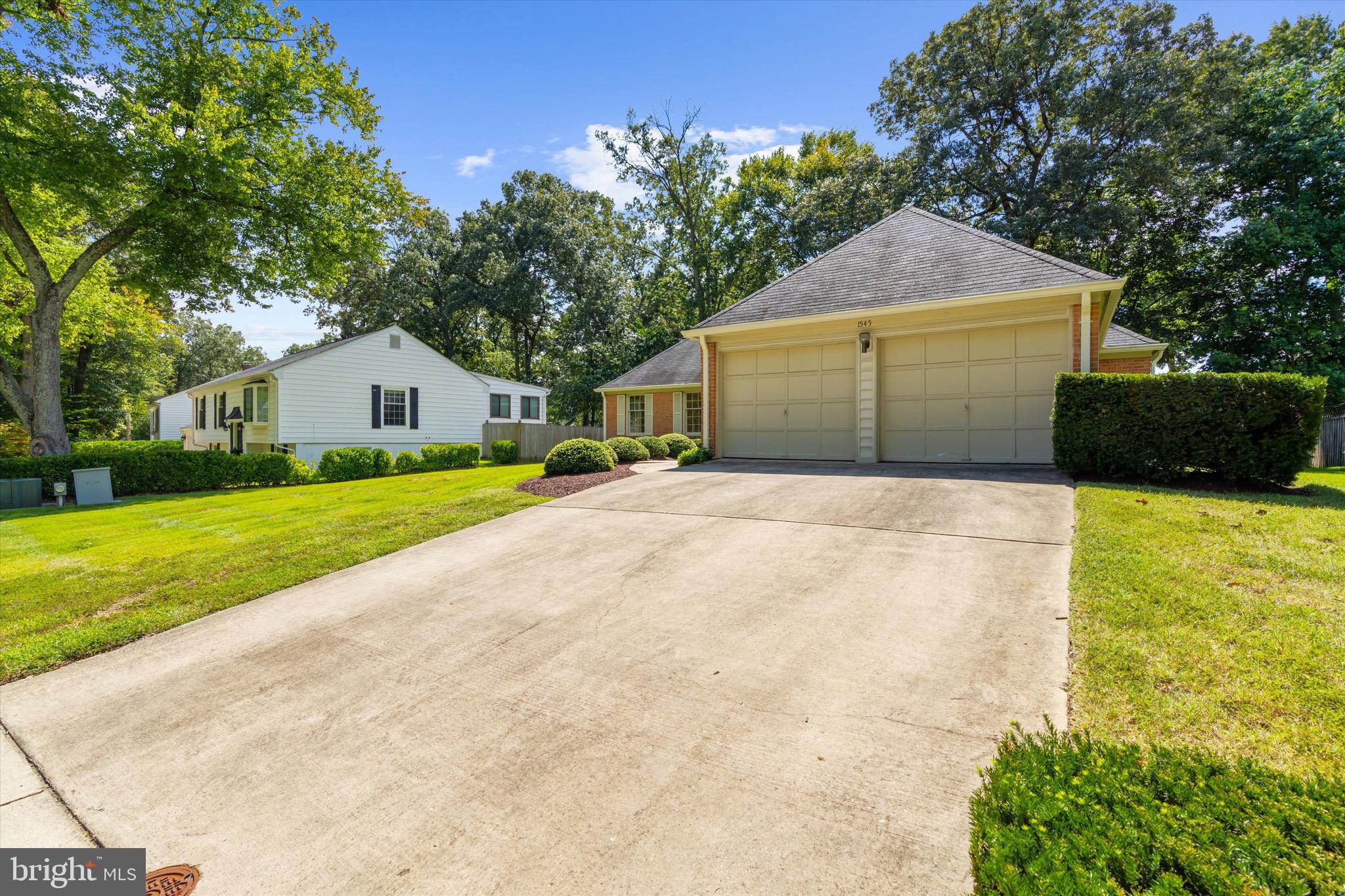 1545 CROFTON PARKWAY