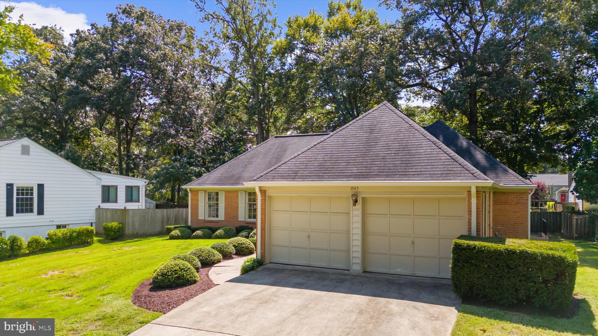 1545 CROFTON PARKWAY