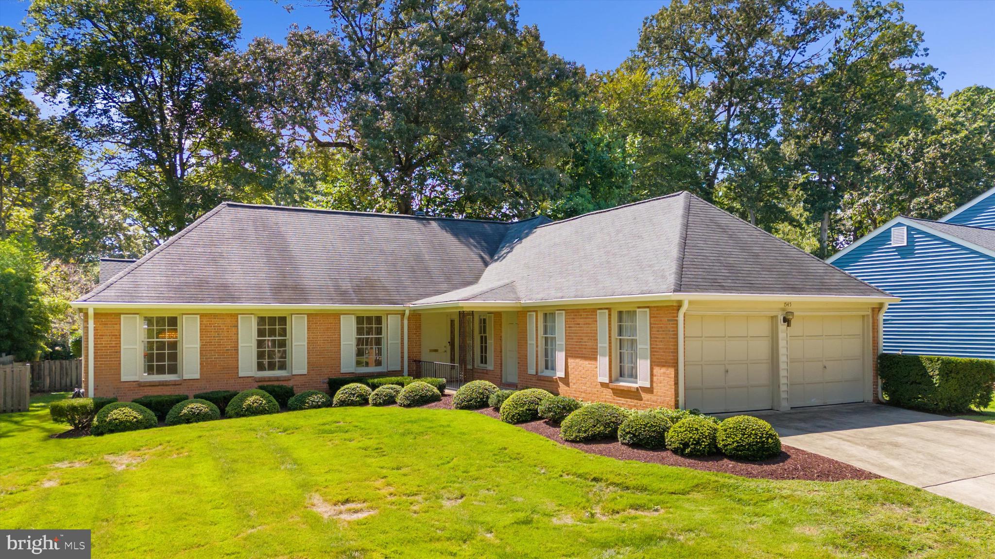 1545 CROFTON PARKWAY
