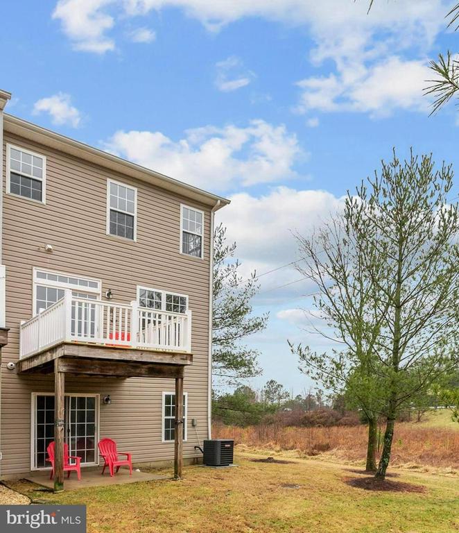 1915 Blue Heron Dr