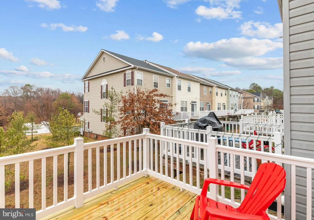 1915 Blue Heron Dr