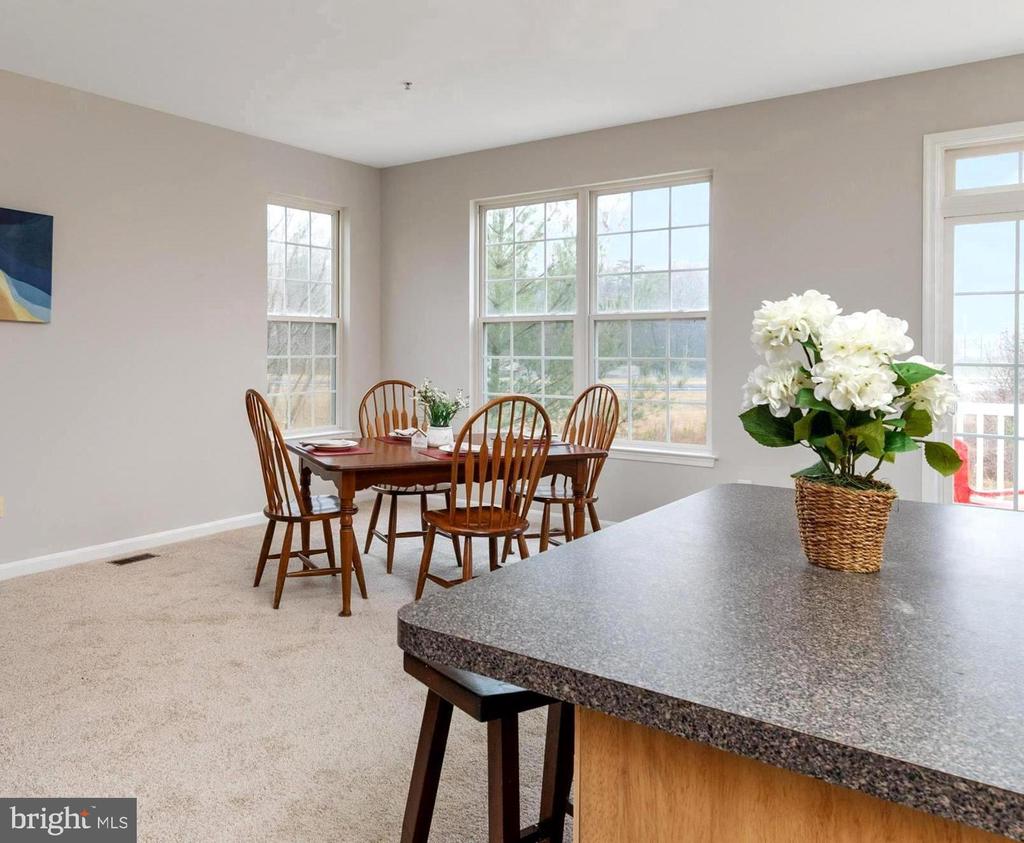 1915 Blue Heron Dr
