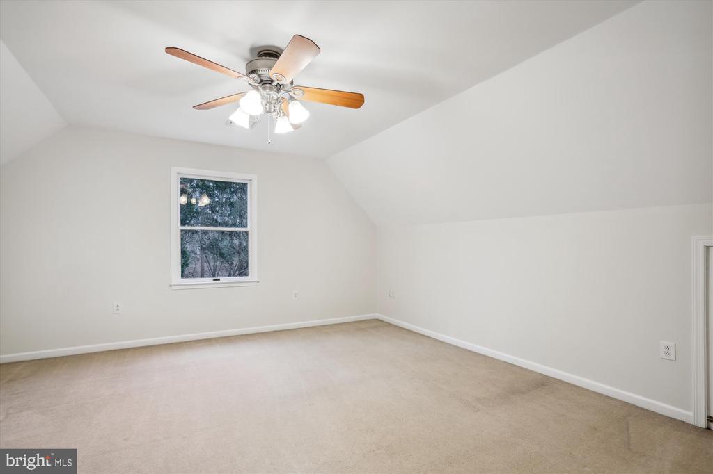 23048 Tuckahoe Springs Dr