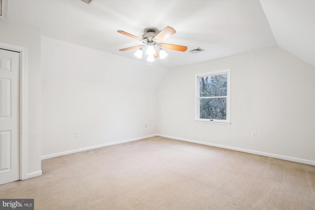 23048 Tuckahoe Springs Dr